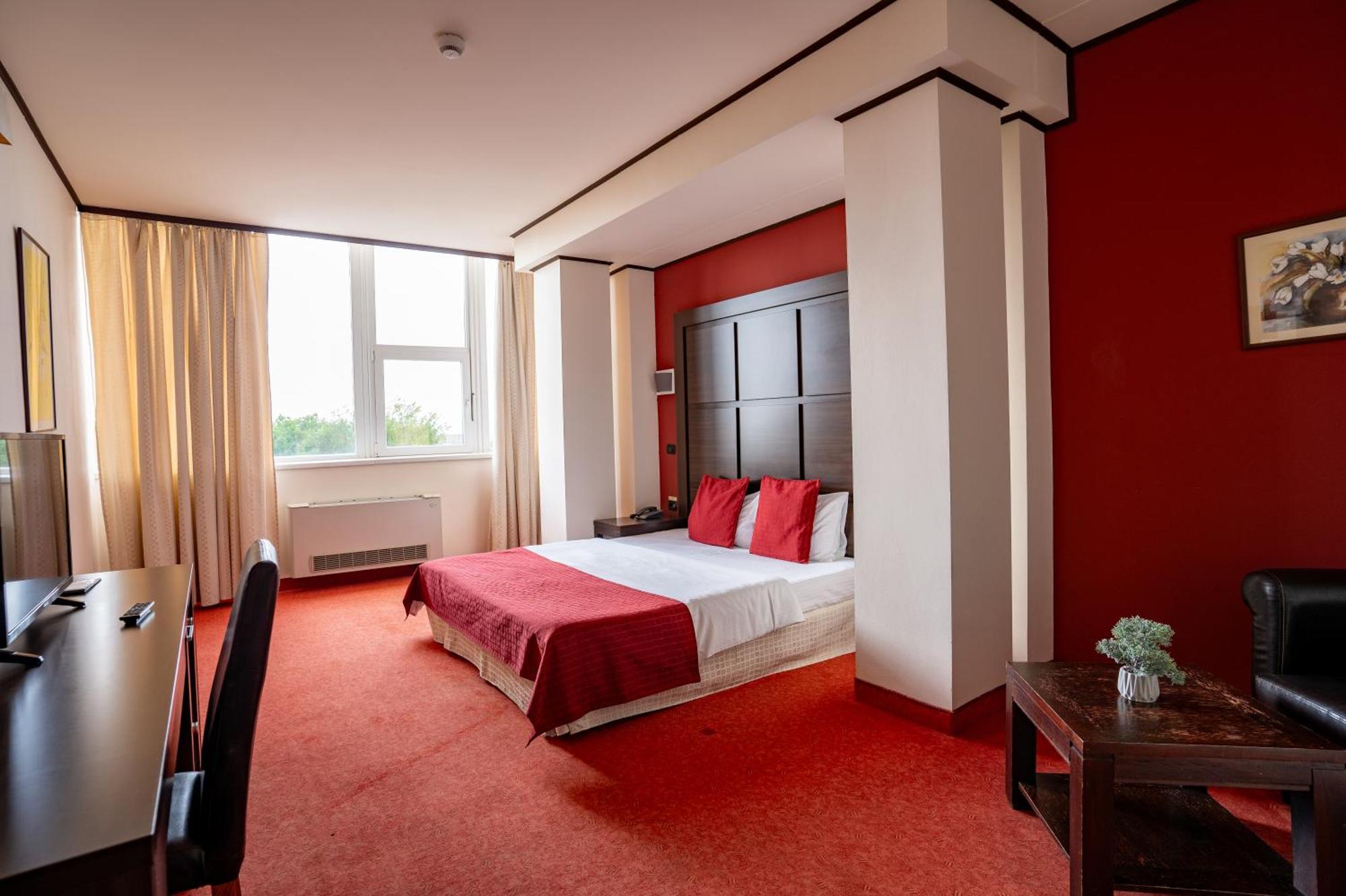 Hotel Aurelia Chisoda Dış mekan fotoğraf