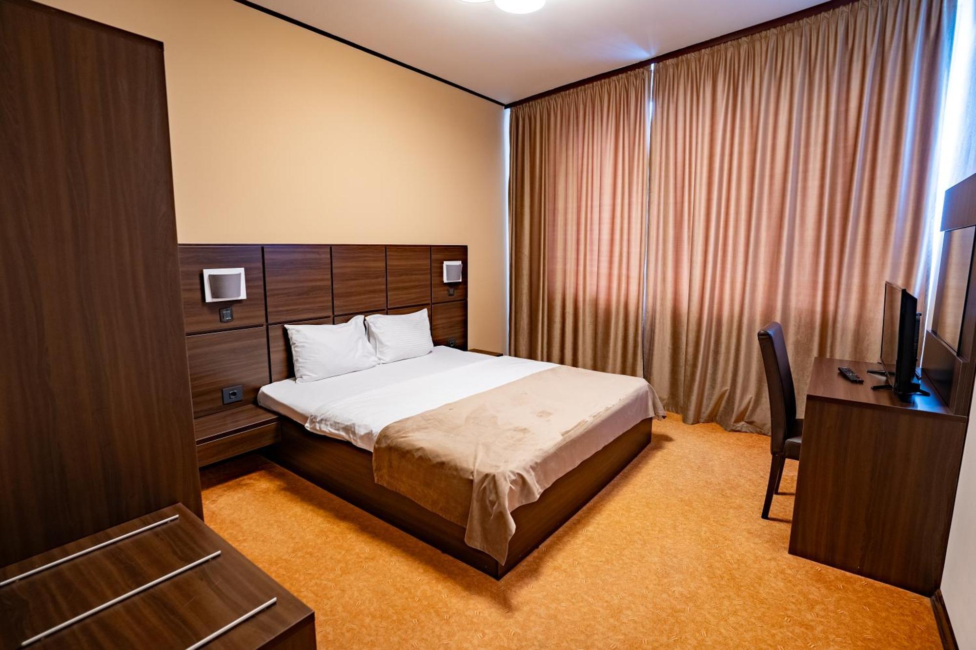 Hotel Aurelia Chisoda Dış mekan fotoğraf