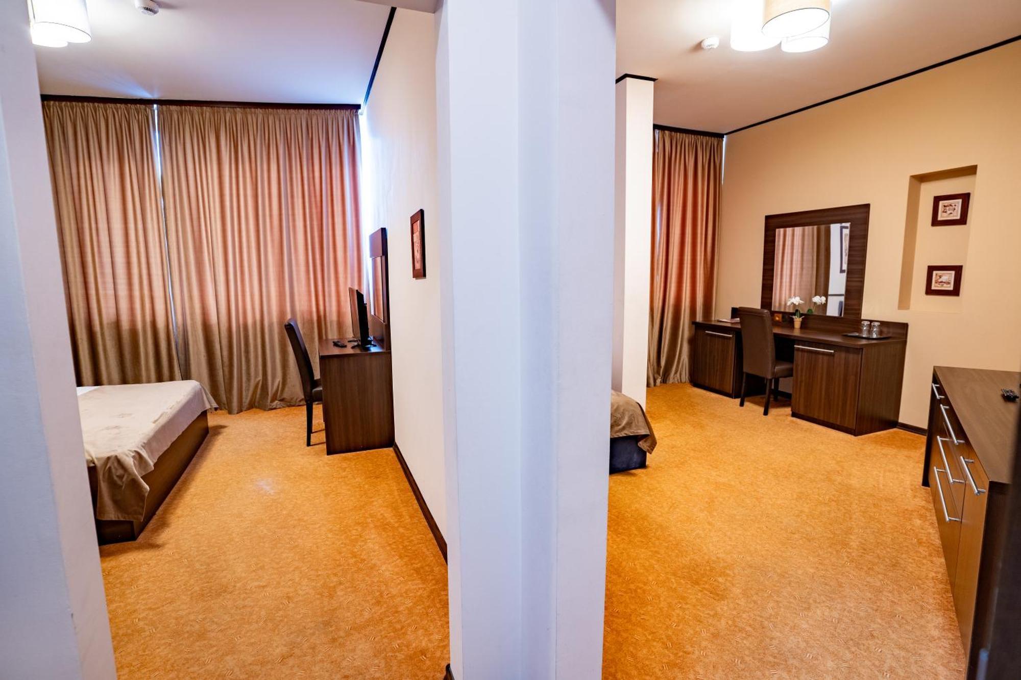 Hotel Aurelia Chisoda Dış mekan fotoğraf